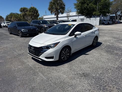 Certified 2024 Nissan Versa SV w/ Trunk Package image 5