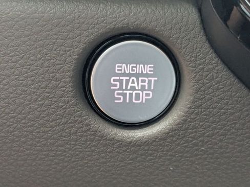 New 2026 Kia Carnival FWD image 28