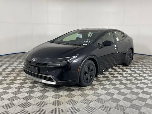 New 2026 Toyota Prius Plug-In Hybrid FWD image 1