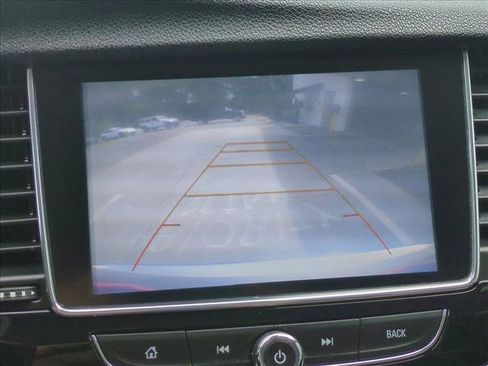 Used 2020 Buick Encore Preferred w/ Safety Package FWD image 14