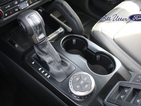 New 2025 Ford Bronco Badlands image 12