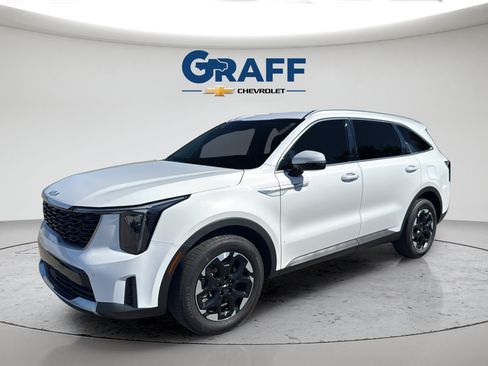 Used 2025 Kia Sorento S FWD image 13