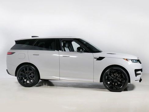 New 2026 Land Rover Range Rover Sport Dynamic SE AWD/4WD image 30