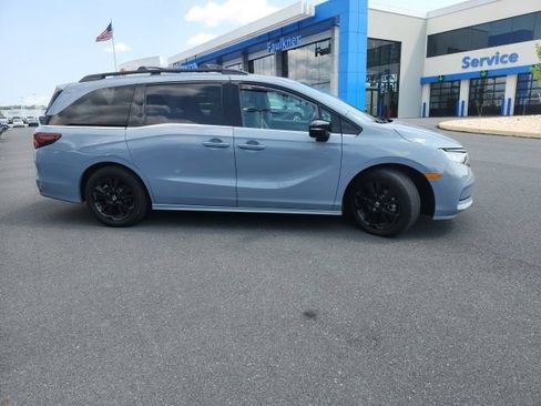 Certified 2024 Honda Odyssey Sport image 2