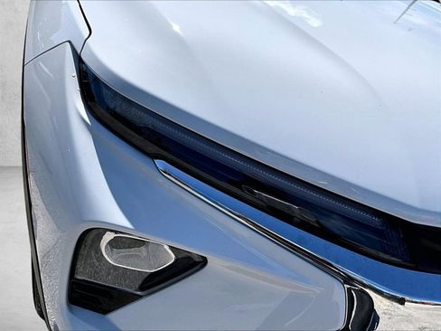 Certified 2025 Chevrolet TrailBlazer LT FWD image 30