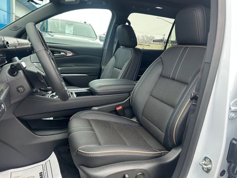 New 2026 Chevrolet Traverse High Country image 12