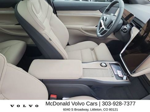 New 2025 Volvo EX90 Plus AWD/4WD image 17