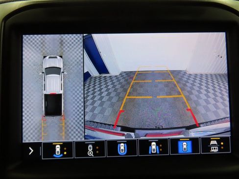 Used 2023 GMC Sierra 2500 Denali w/ Denali Black Diamond Edition image 15