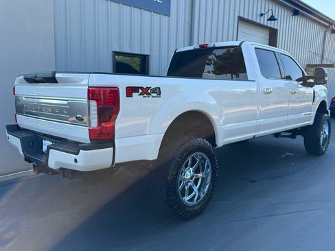 Used 2019 Ford F350 Platinum w/ Platinum Ultimate Package AWD/4WD image 4