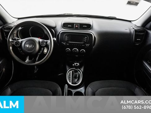 Used 2018 Kia Soul FWD image 23