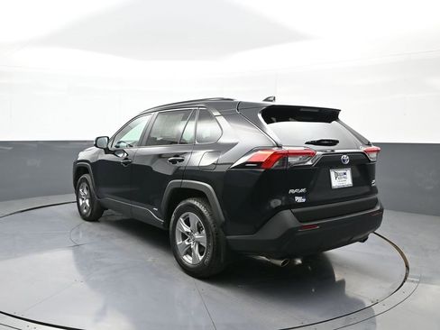 Certified 2024 Toyota RAV4 XLE image 8
