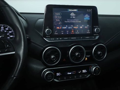 Used 2020 Nissan Sentra SV image 24