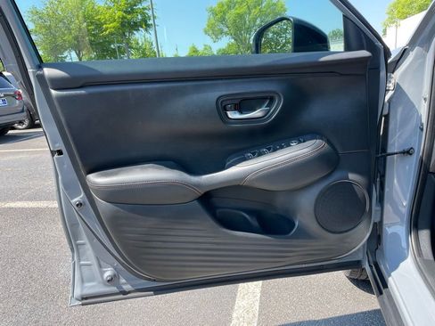 Certified 2025 Honda HR-V Sport image 23