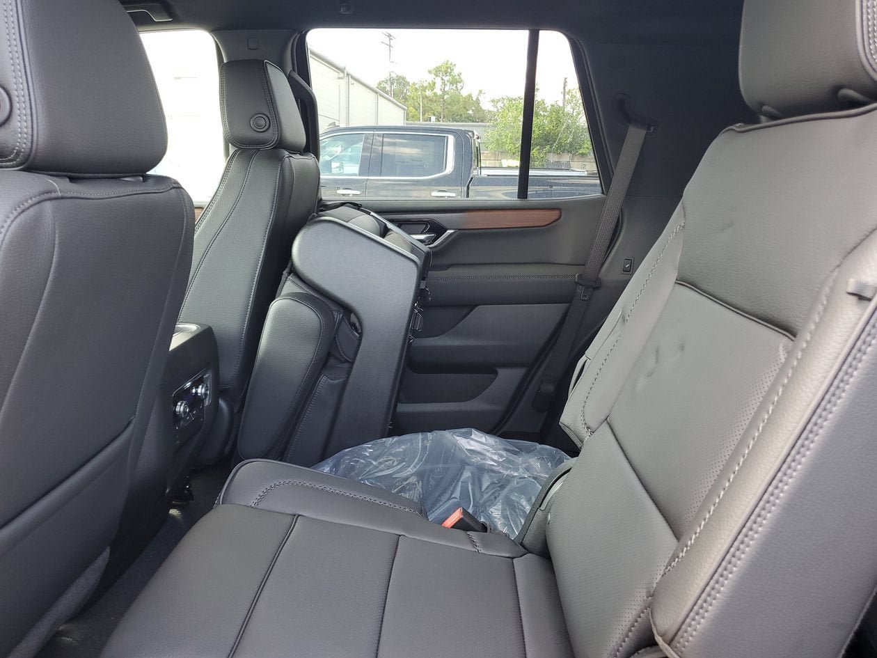 New 2026 GMC Yukon Denali RWD image 11