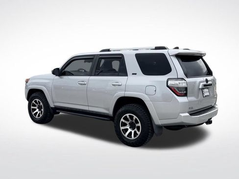 Used 2021 Toyota 4Runner SR5 AWD/4WD image 4