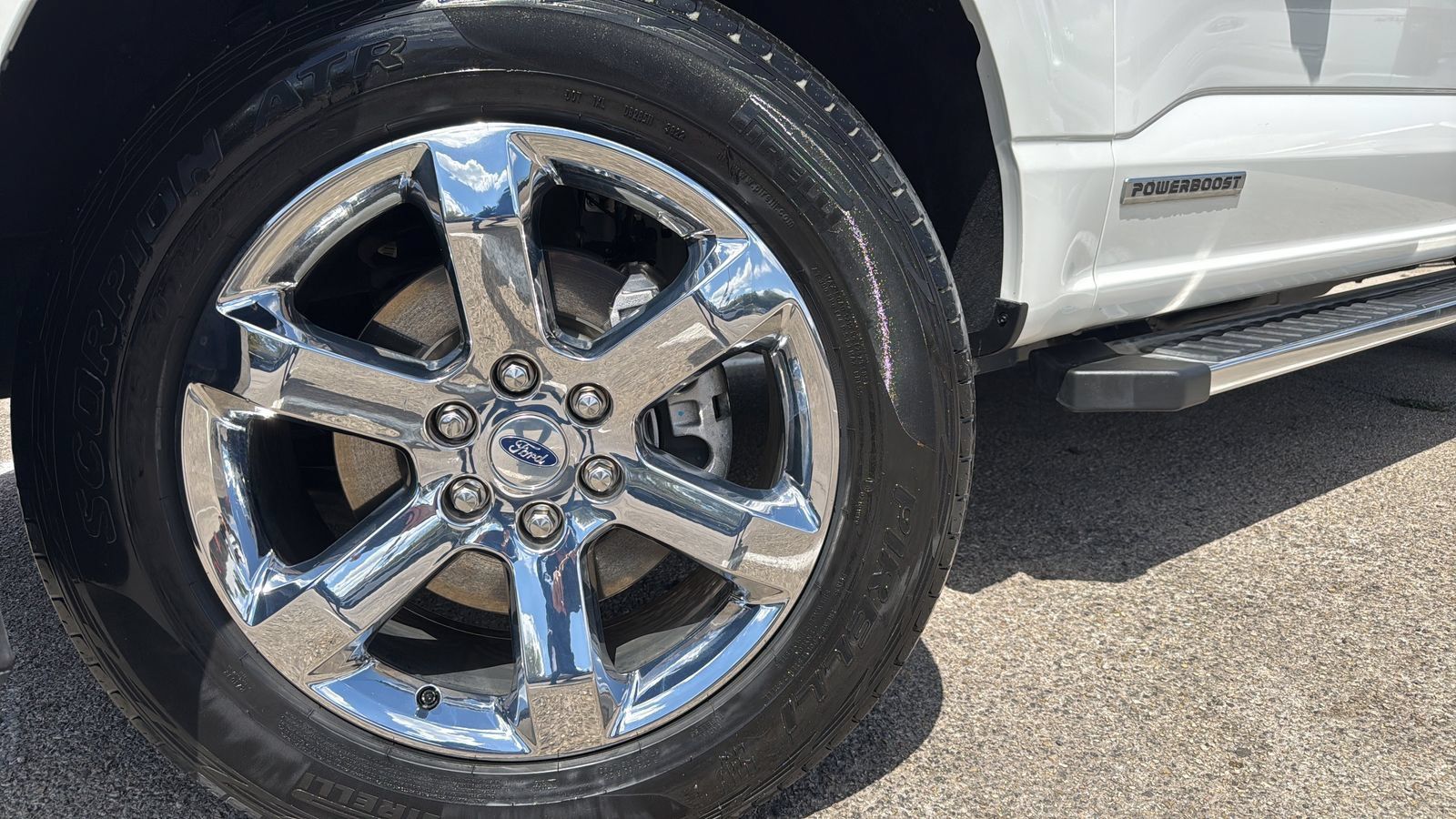 Used 2023 Ford F150 Lariat w/ Trailer Tow Package AWD/4WD image 29