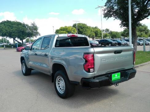 Used 2023 Chevrolet Colorado W/T RWD image 9