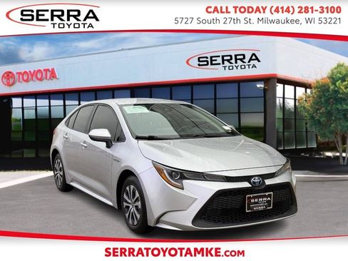 Used 2020 Toyota Corolla LE image 1