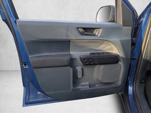 Used 2024 Ford Maverick XL FWD image 13