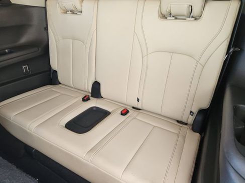 Used 2023 INFINITI QX60 Luxe w/ Vision Package FWD image 22