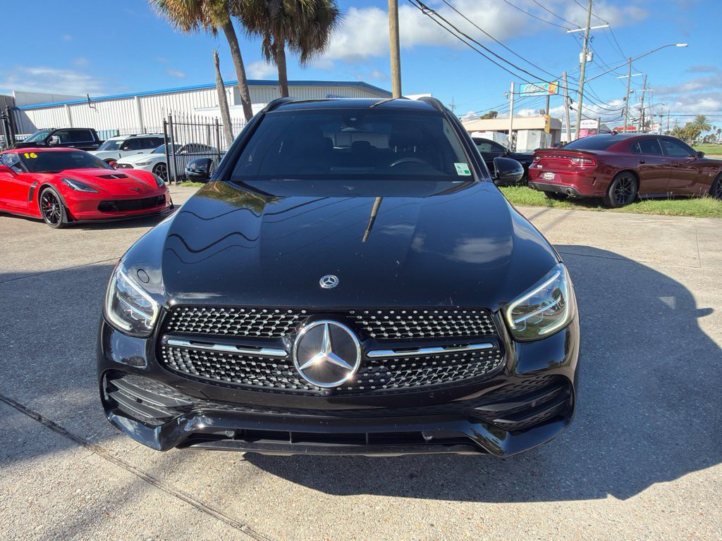 Used 2021 Mercedes-Benz GLC 300 image 3