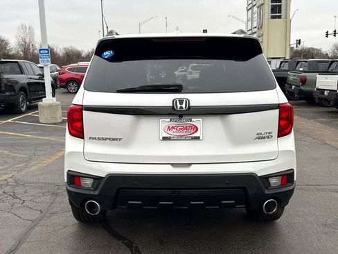 Used 2023 Honda Passport Elite image 10