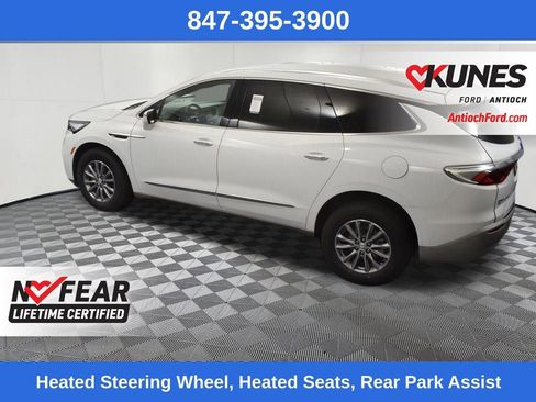 Used 2024 Buick Enclave Premium image 34