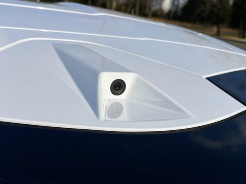 Used 2025 Chevrolet Corvette Stingray Premium Cpe w/ Z51 Performance Package image 22