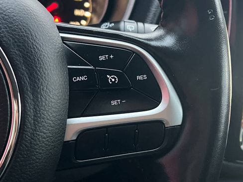 Used 2018 Jeep Compass Limited w/ Navigation Group image 30