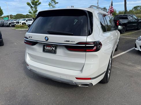 Used 2024 BMW X7 xDrive40i AWD/4WD image 3