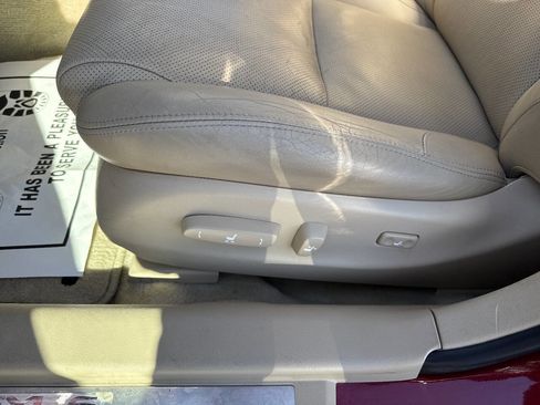 Used 2007 Lexus IS 350 RWD image 19