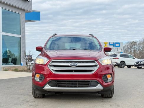 Used 2018 Ford Escape SE image 4