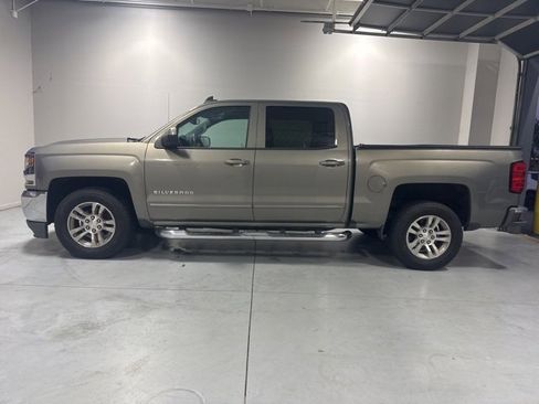 Used 2017 Chevrolet Silverado 1500 LT w/ All Star Edition image 10