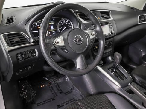 Used 2018 Nissan Sentra S FWD image 5