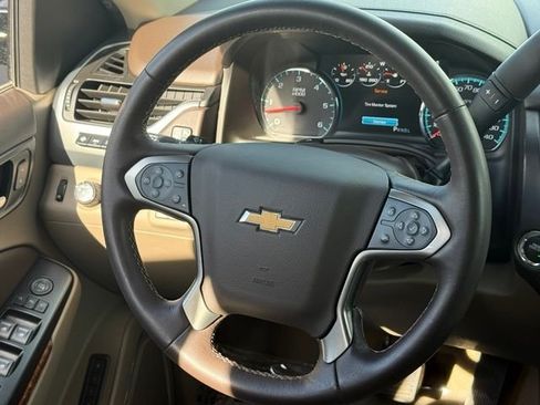 Used 2019 Chevrolet Tahoe Premier AWD/4WD image 21