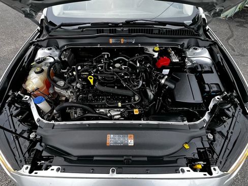 Used 2018 Ford Fusion SE w/ Equipment Group 201A image 57