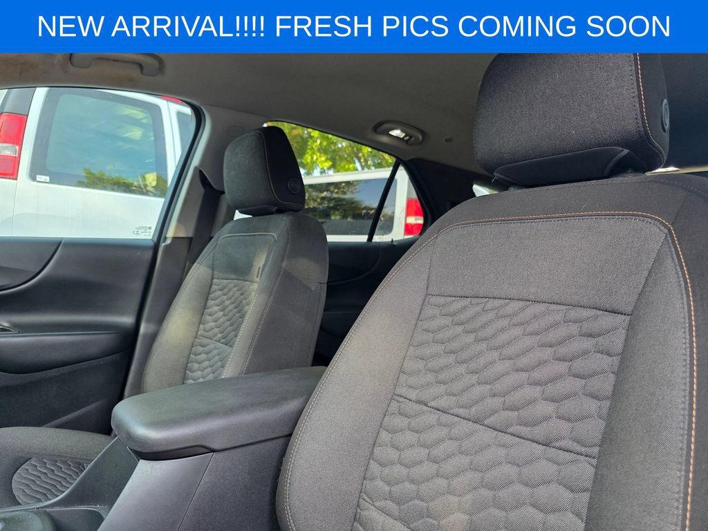 Used 2019 Chevrolet Equinox LT FWD image 8