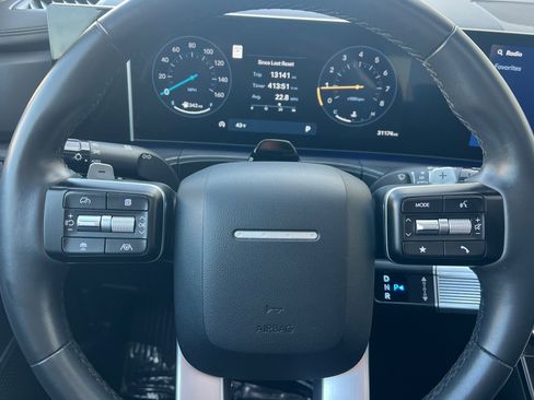 Used 2024 Hyundai Santa Fe Limited image 27