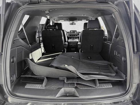 Used 2022 Chevrolet Tahoe Z71 w/ Luxury Package image 7
