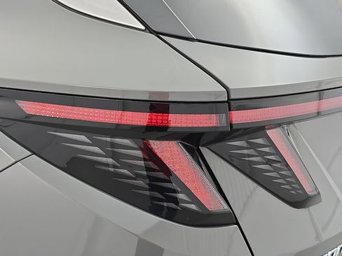 Used 2024 Hyundai Tucson SEL w/ Convenience Package image 35