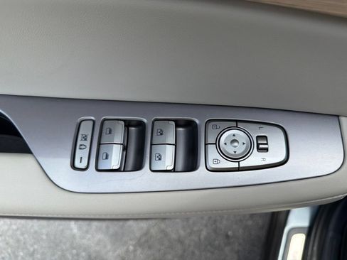 Used 2024 Hyundai Palisade Limited AWD/4WD image 32