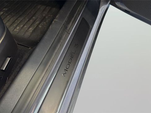 Used 2023 Tesla Model 3 Standard Range image 20