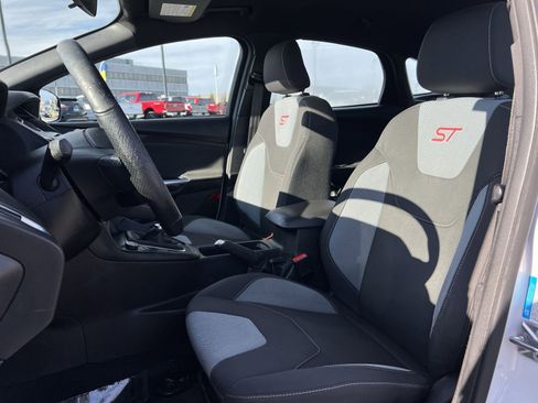 Used 2016 Ford Focus ST image 13