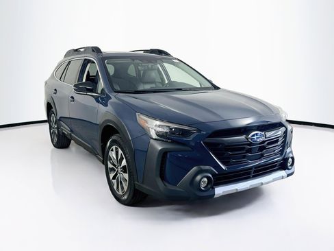 Used 2023 Subaru Outback Limited XT AWD/4WD image 3