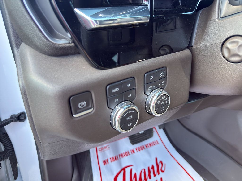 Used 2023 GMC Sierra 1500 SLT w/ SLT Premium Plus Package AWD/4WD image 14