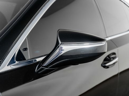 Used 2018 Lexus LS 500 500 Base image 26