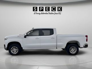 Used 2022 Chevrolet Silverado 1500 LT w/ Z71 Off-Road Package AWD/4WD video 2