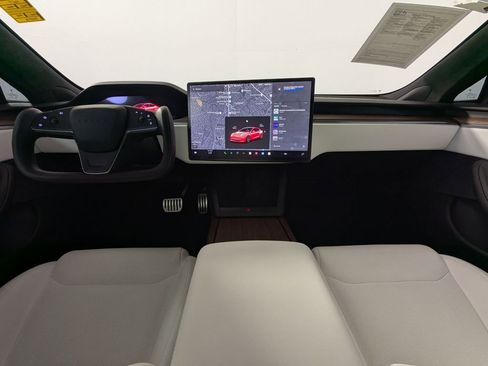 Used 2023 Tesla Model S Standard Range image 7