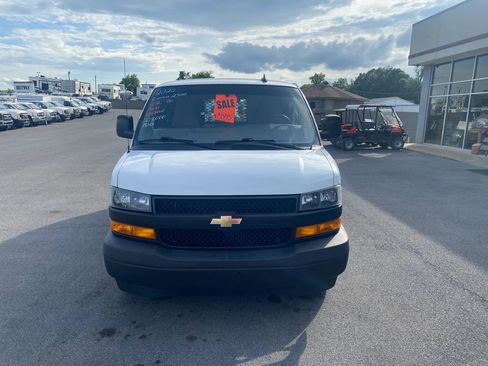 Used 2020 Chevrolet Express 2500 w/ Driver Convenience Package RWD image 2