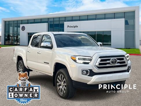 Used 2022 Toyota Tacoma Limited AWD/4WD image 3